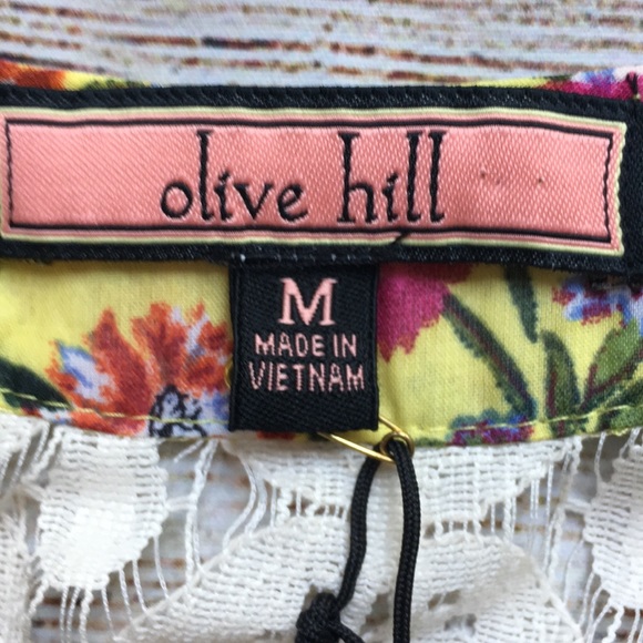 💋Olive Hill Sheer Floral Lace Top Blouse Medium - Picture 4 of 4